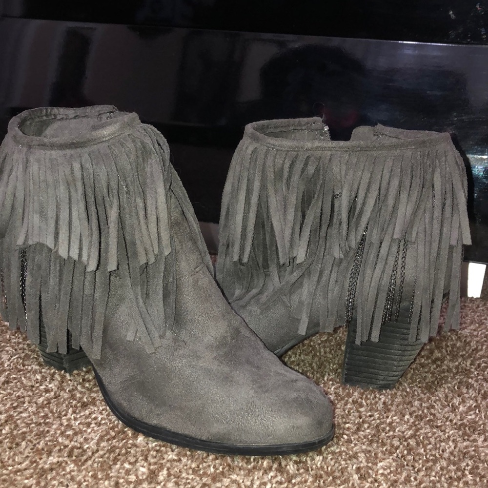 Chain fringe booties